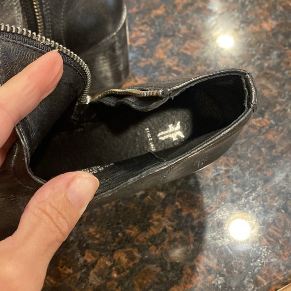 Frye Nora bootie. NWT - no box 6.5 - Picture 2 of 6